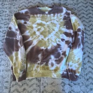 Urban Outfitters Renewal Remade Heart Tie-Dye Crew
Neck Sweatshirt